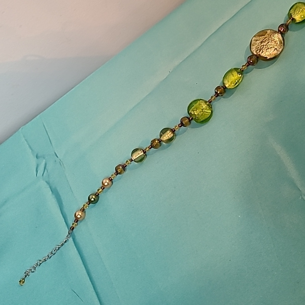 Beaded Necklace - Picture 6 of 9